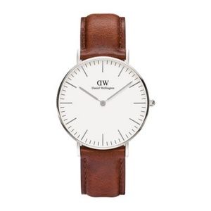 Daniel Wellington “Classic St. Mawes” 36mm watch